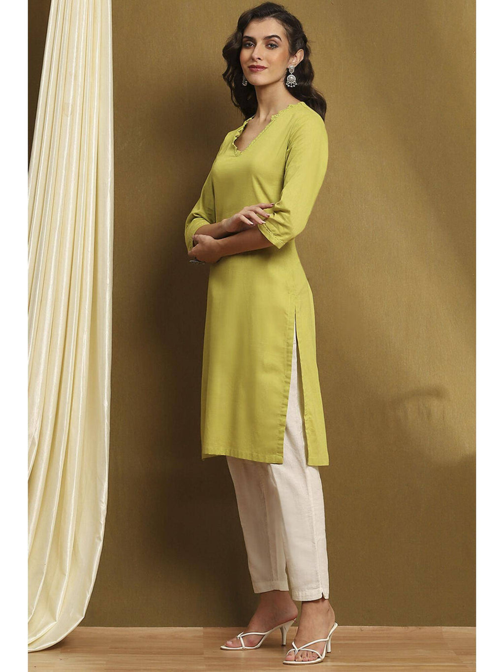 Womens Green Cotton Blend Straight Kurta | U3S - view 4
