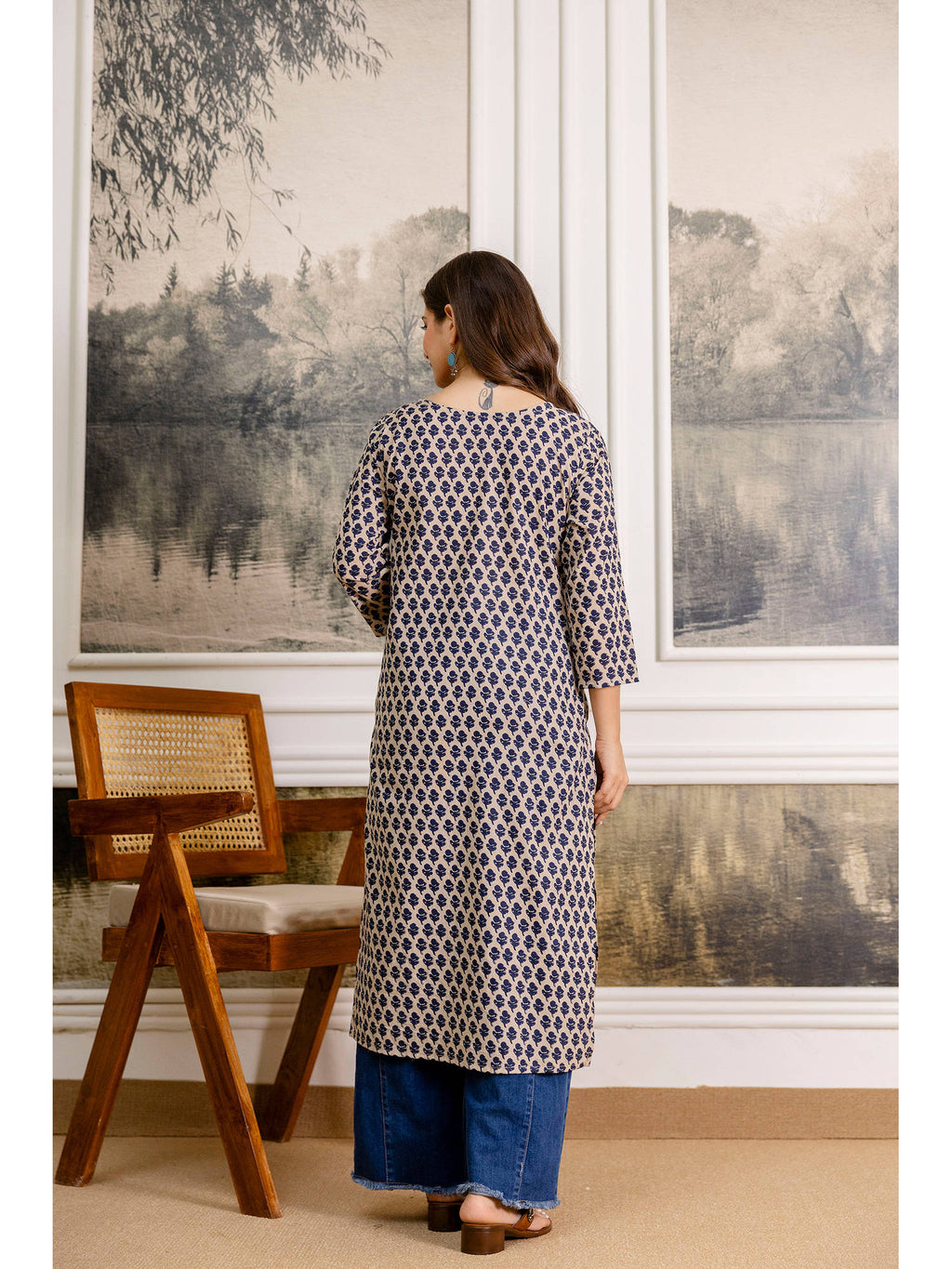 Navy Blue Cotton Printed Mirror Work Kurta | FY93 - view 2