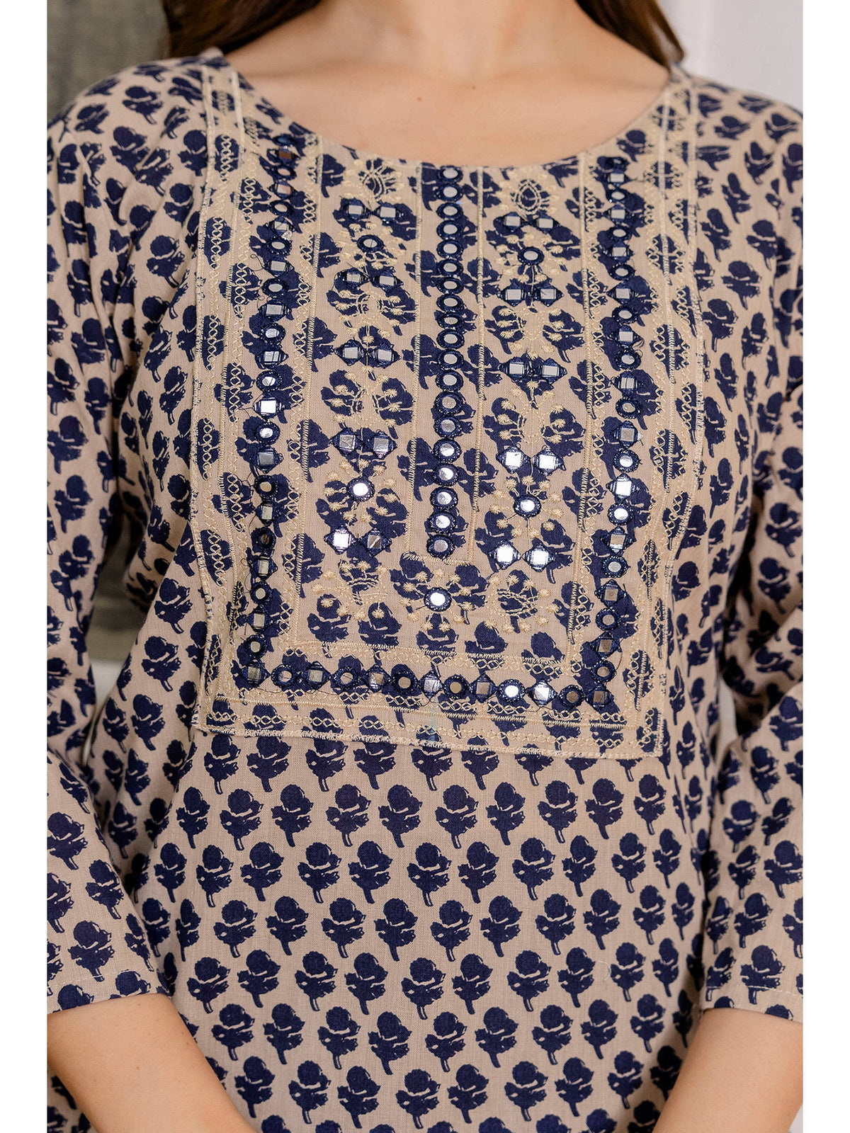 Navy Blue Cotton Printed Mirror Work Kurta | FY93 - view 3