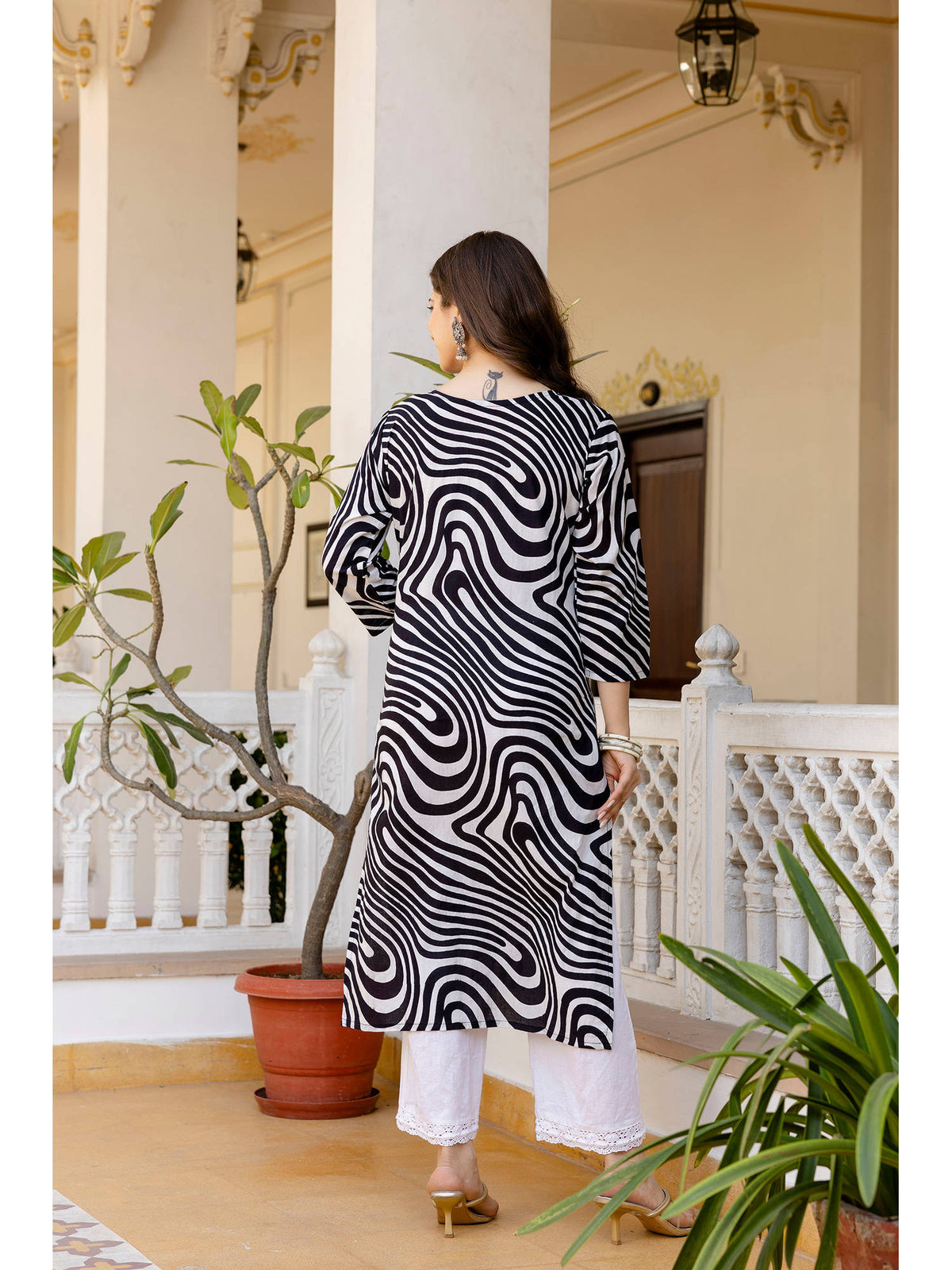 Black and White Cotton Printed Embroidered Kurta | KDG - view 2