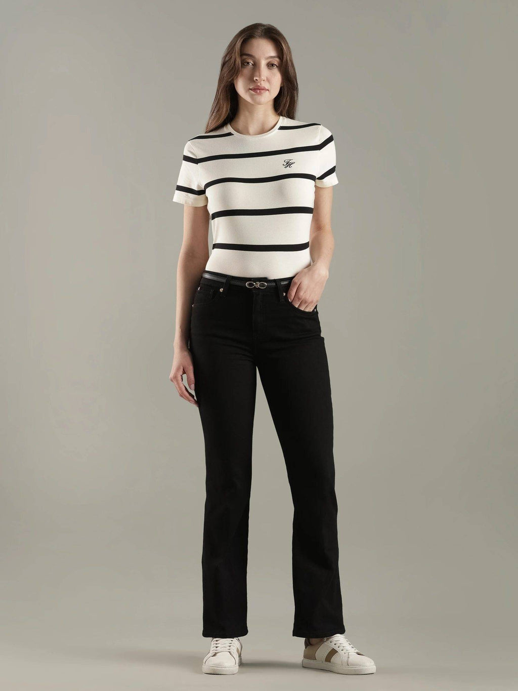 Black Mid Rise Jeans | ST23 - view 2