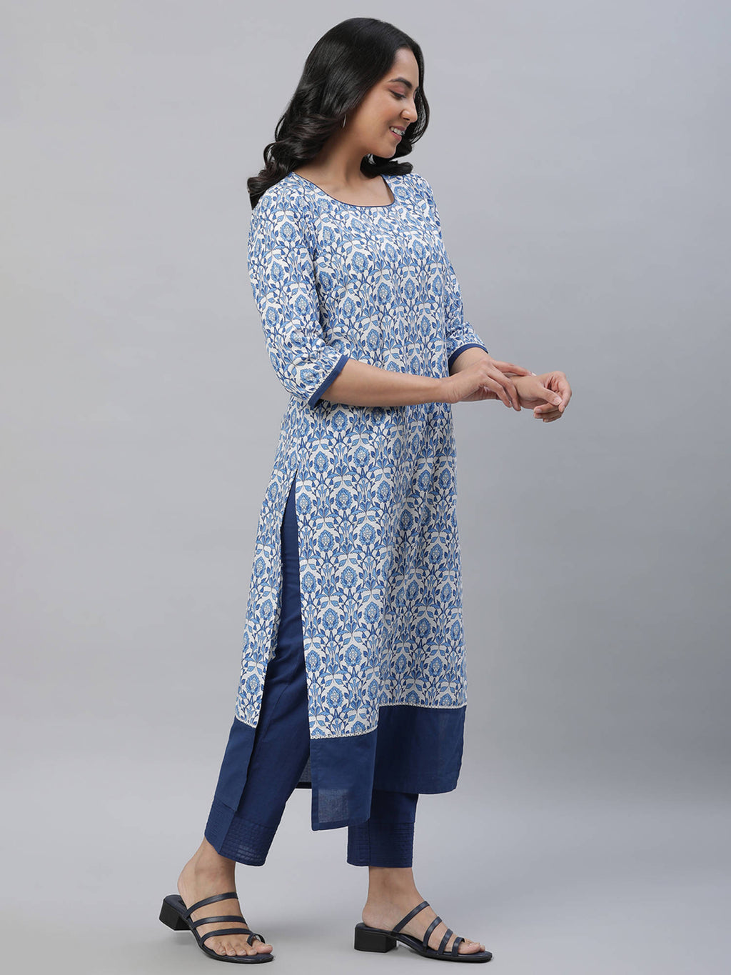 White Straight Indigo Floral Print Kurta | FY93 - view 5