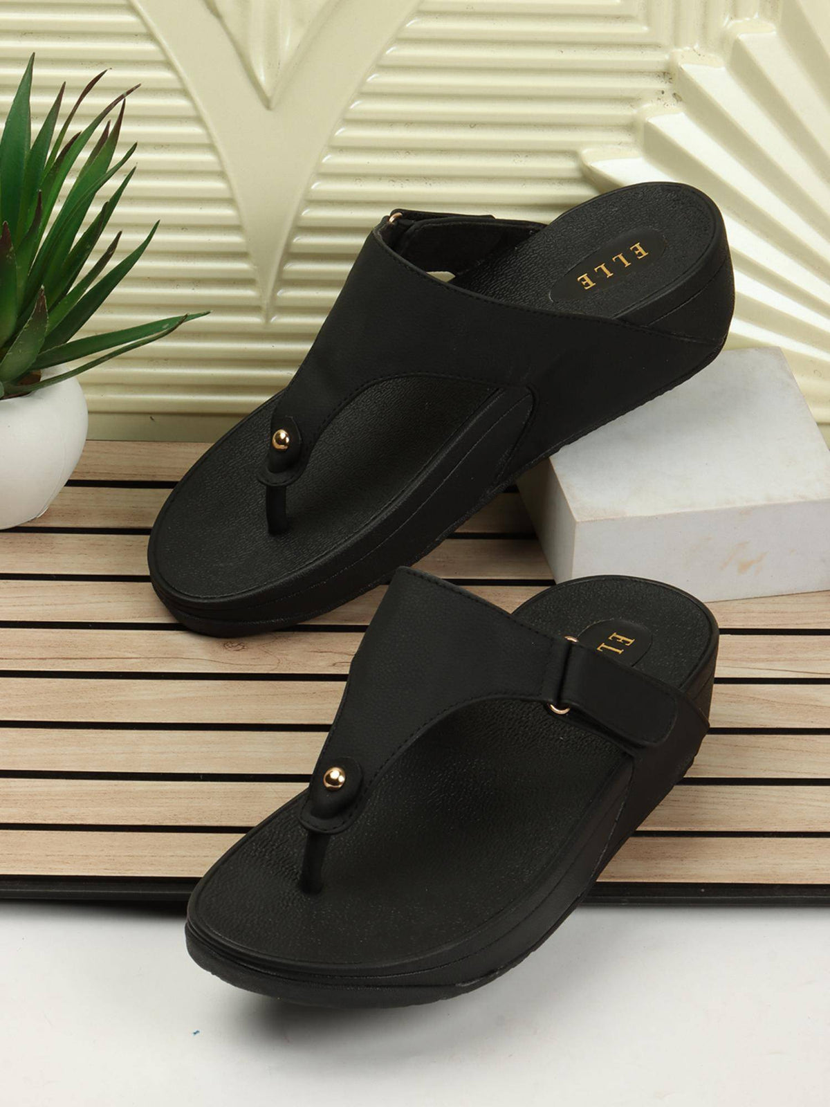 Womens Black Casual Velcro Sandals | SD89 - view 3