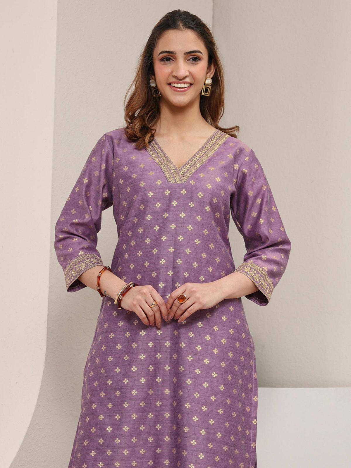 Mauve Ethnic Motif Zari Woven Design Straight Kurta with Lining | U3S - view 6