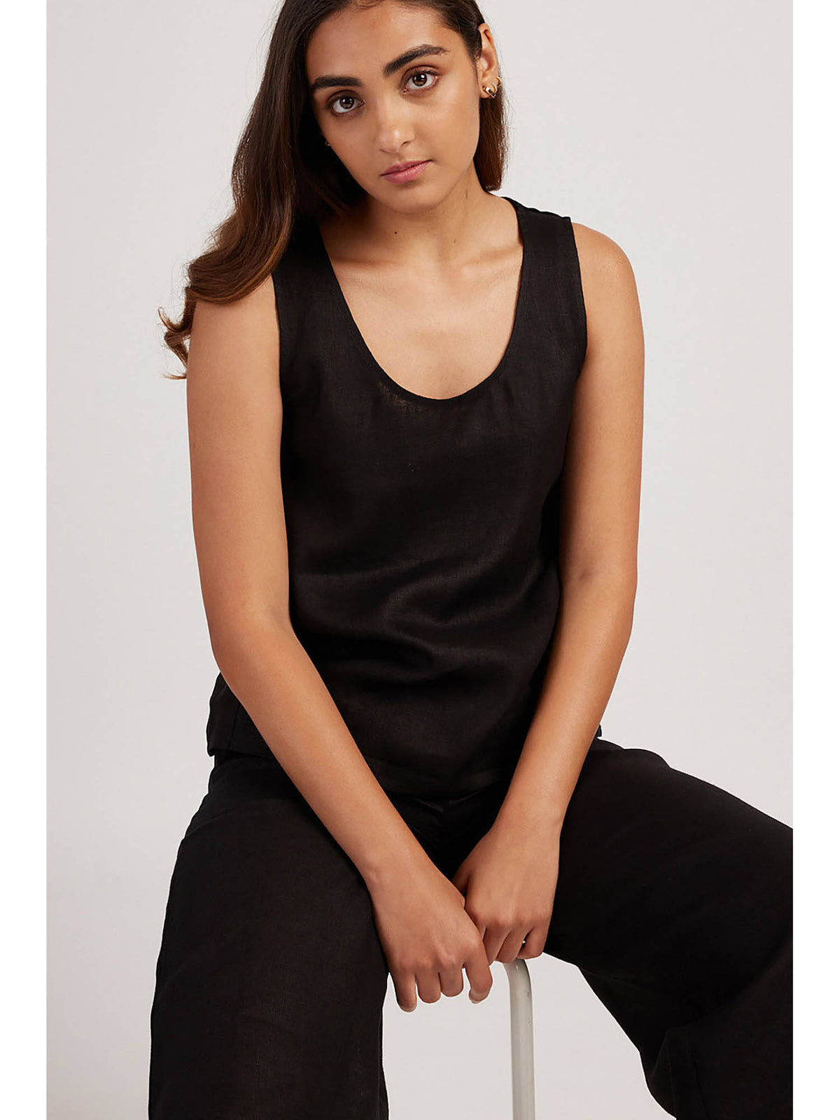 Linen Round Neck Tank Midnight Black | TT98 - view 3