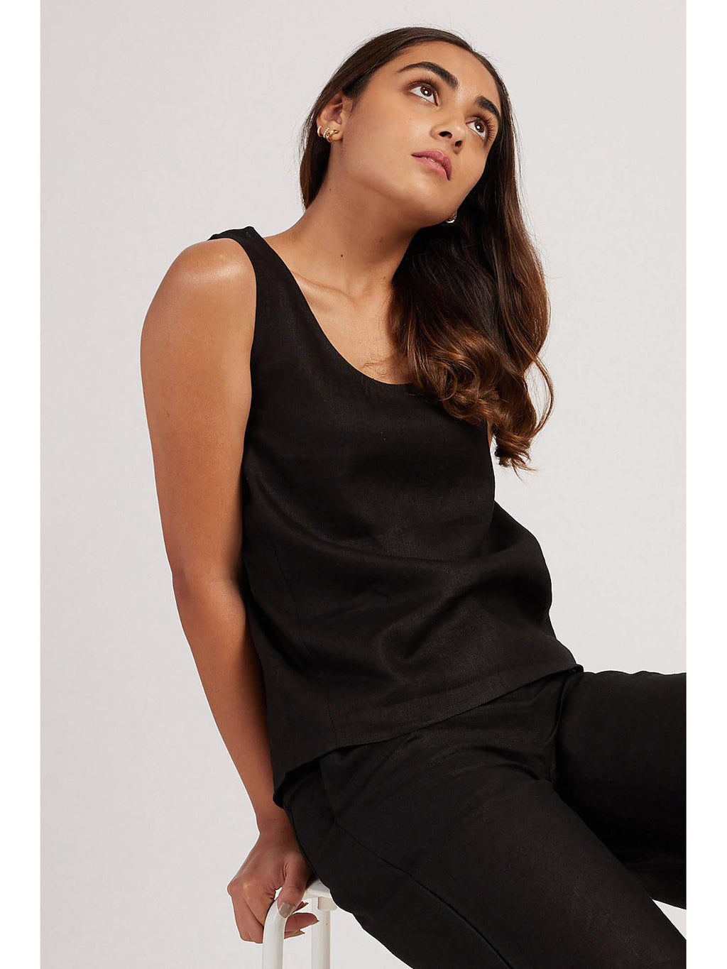 Linen Round Neck Tank Midnight Black | TT98 - view 4