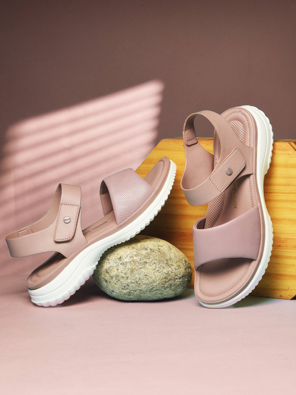 Women's Platform Sandals-Pink | SD89 - view 1
