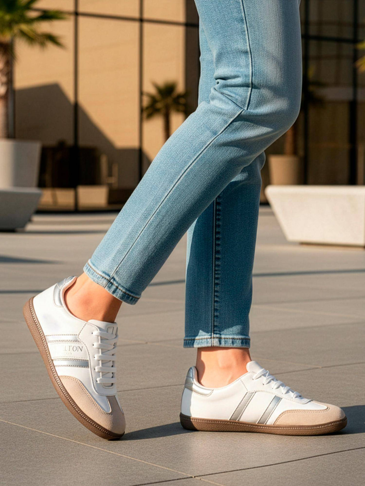 Women Retro Stripe Canvas Lace-Ups Lifestyle Silver Sneakers | SN09 - view 1