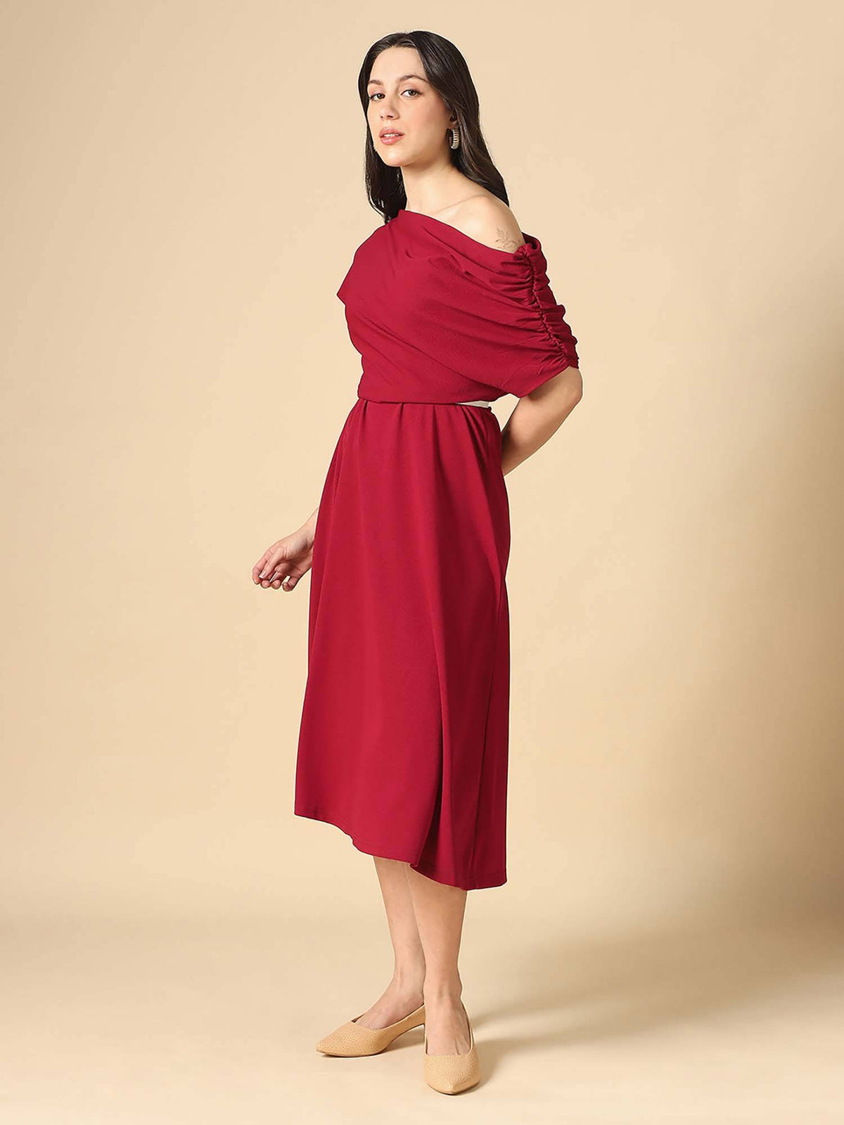 Women Maroon Ruched Sleeve Midi Dress | D56 - view 2