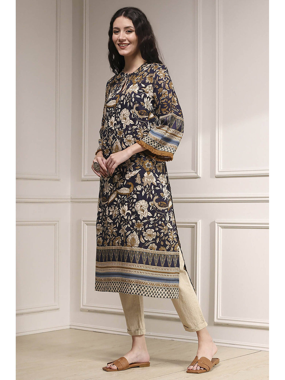 Women Navy Blue Viscose Rayon Straight Floral Printed Kurta | FY93 - view 3