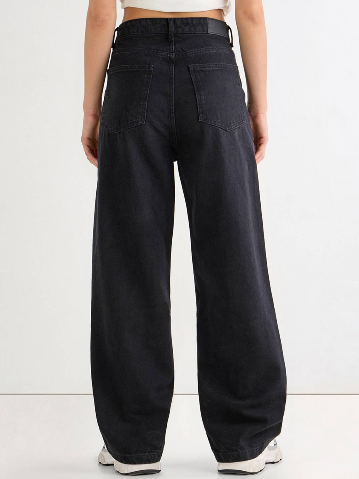 Womens Black Baggy Straight Fit Jeans | BG78 - view 4
