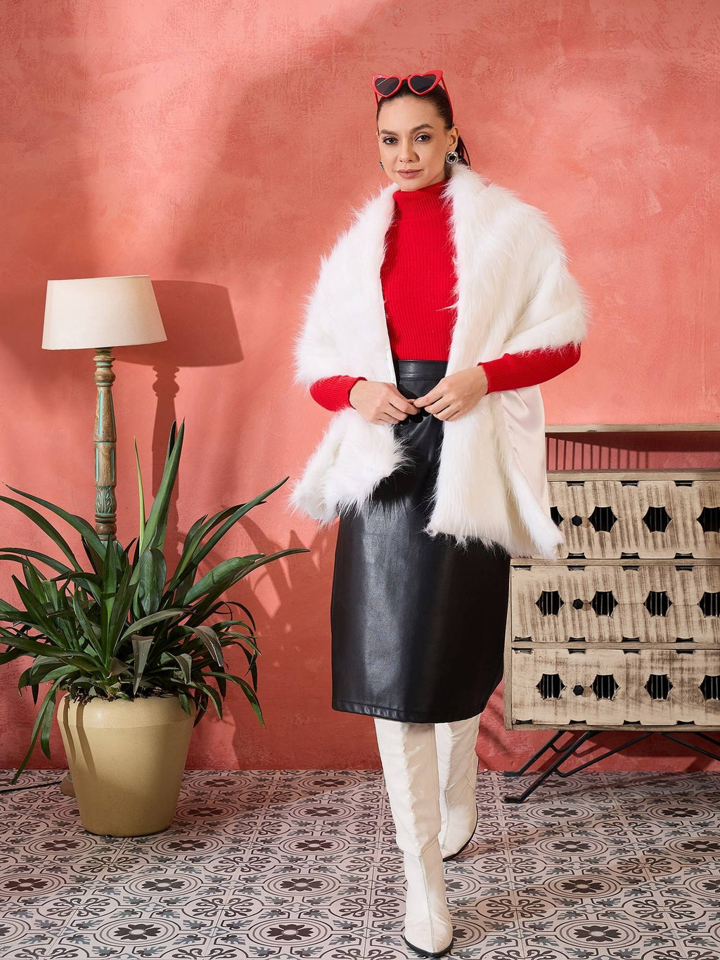 Pure White Faux Fur Cape | JC78 - view 7