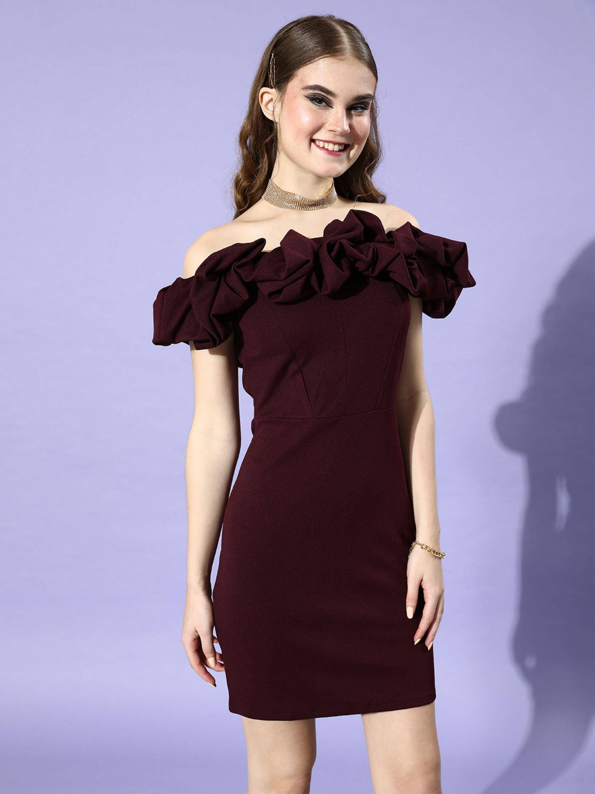 Maroon Off-Shoulder Solid Scrunchie Sheath Dress | D56 - view 15