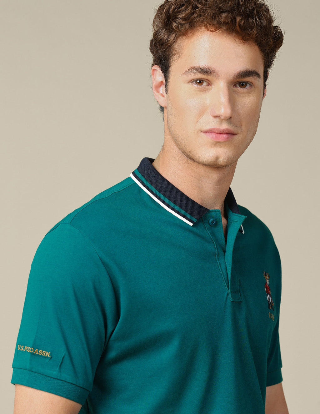 Solid Regular Fit Polo Shirt USP0