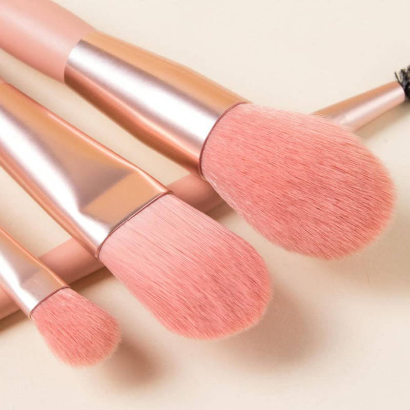 Makeup Pink Brush With Lether Bag Storage - Set Of 8 | T32 - view 4