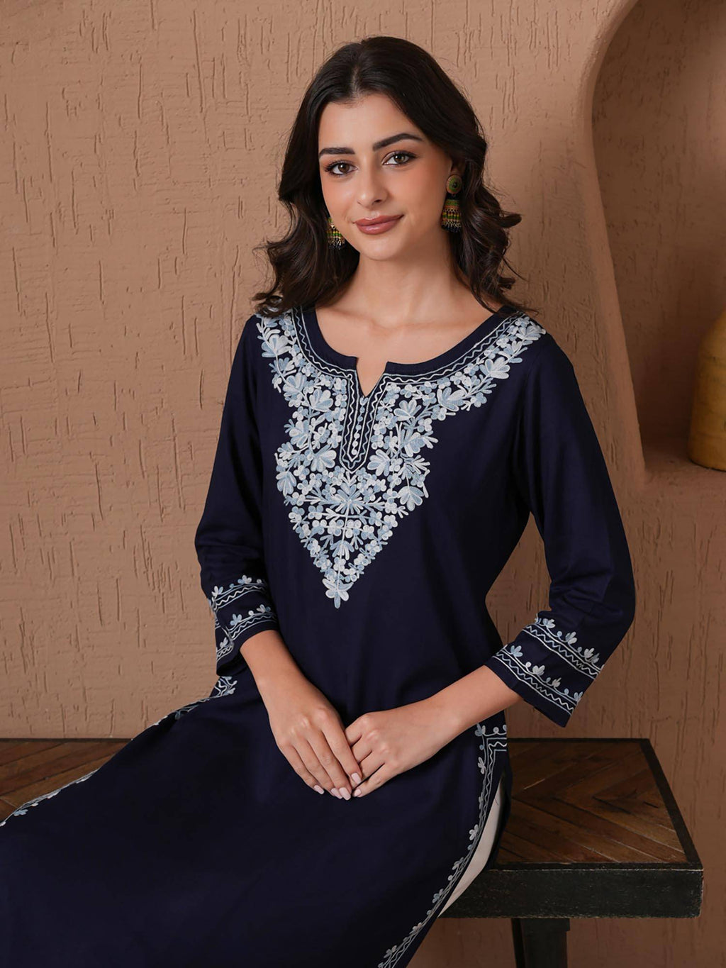 Women Aari Embroidered Viscose Rayon Keyhole Neck Kurta | KDG - view 3