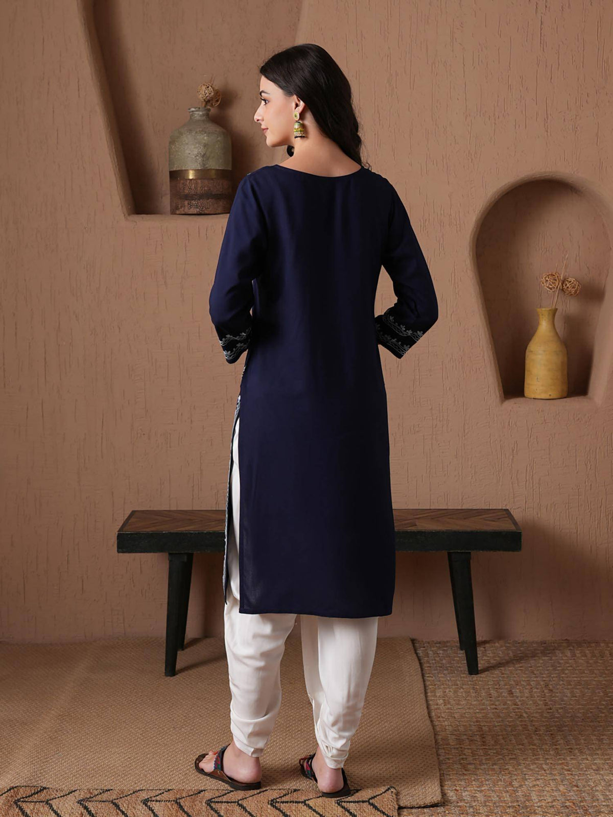 Women Aari Embroidered Viscose Rayon Keyhole Neck Kurta | KDG - view 6
