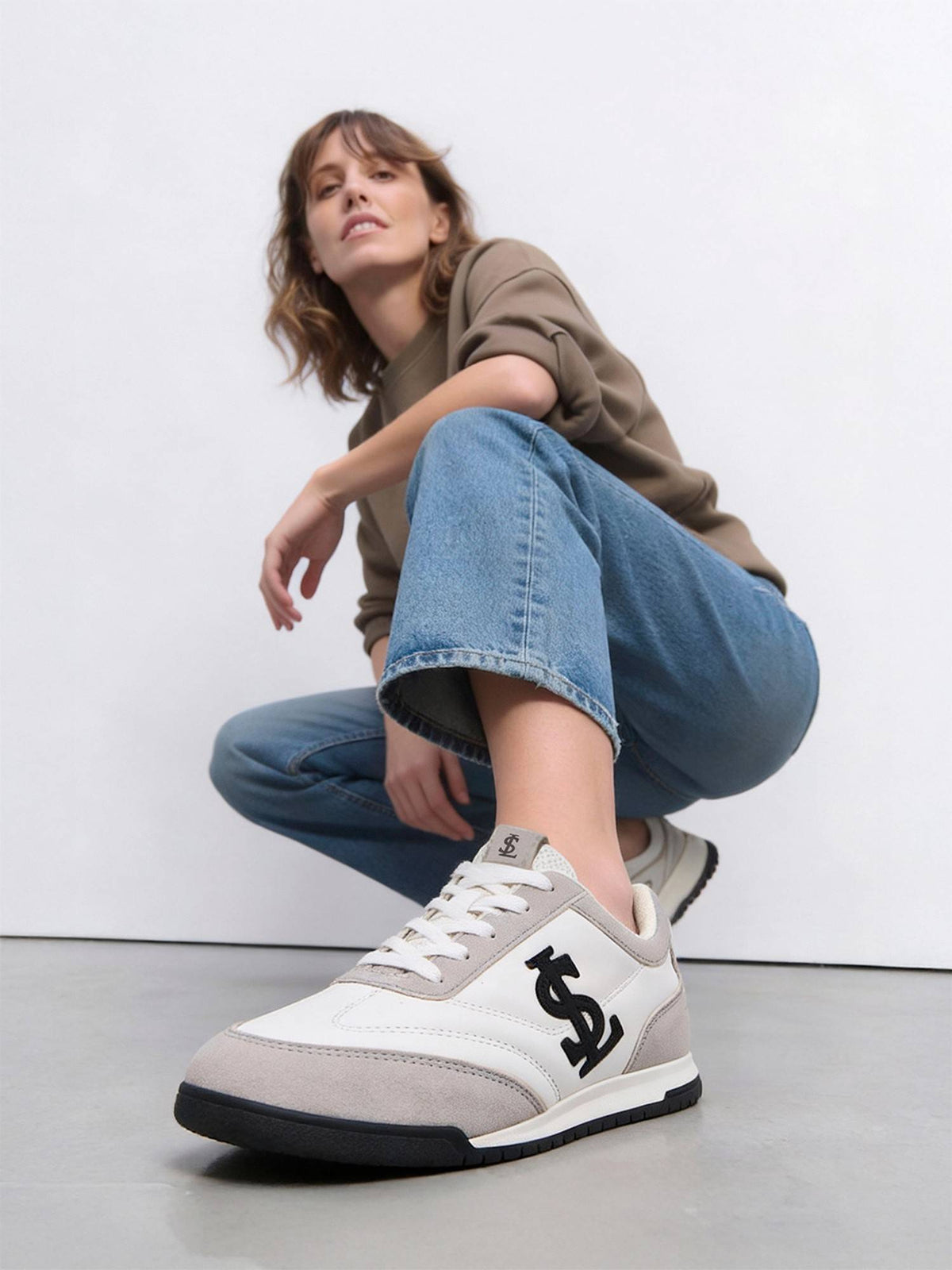 Black Lightweight and Comfortable Casual Lace-Up Sneakers | SN09 - view 33