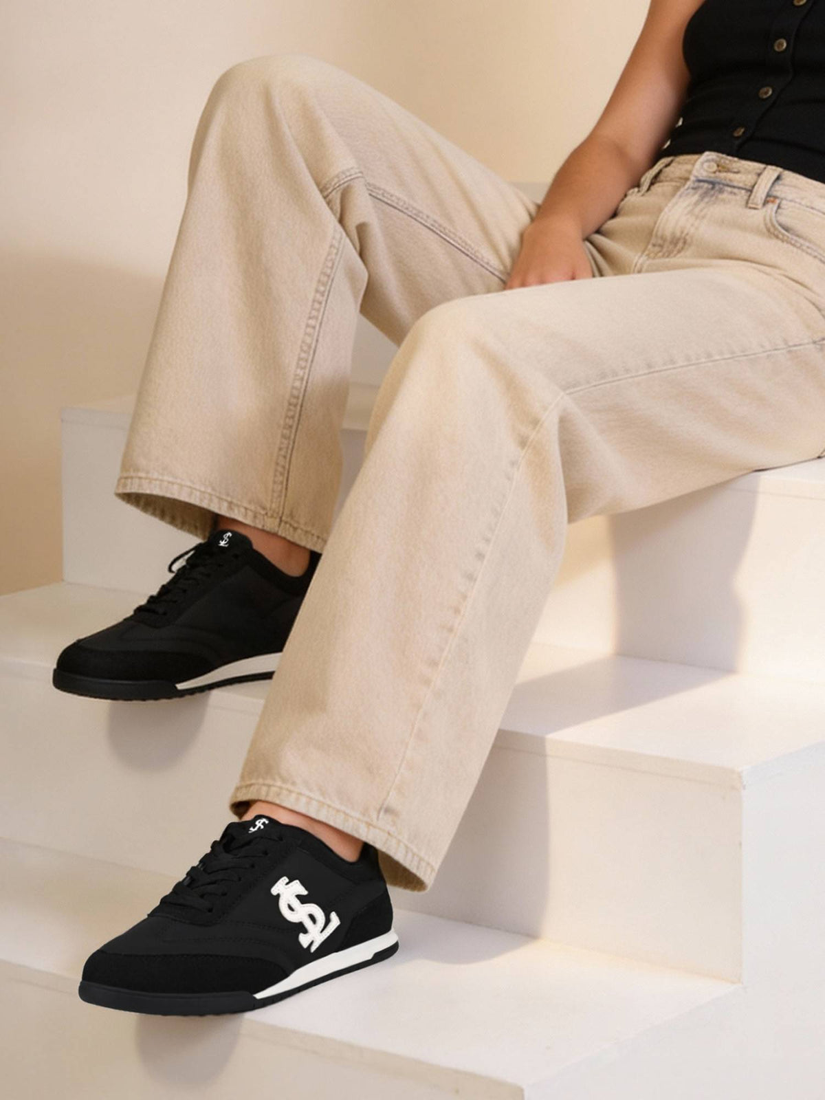Black Lightweight and Comfortable Casual Lace-Up Sneakers | SN09 - view 2