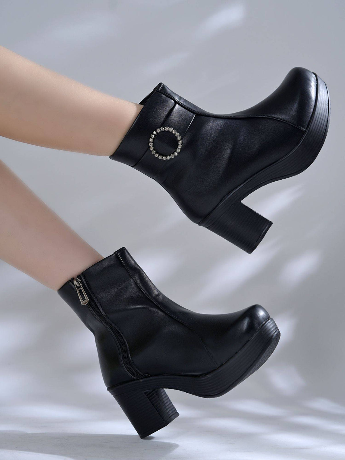 Women Black Casual Boots | BT61 - view 1