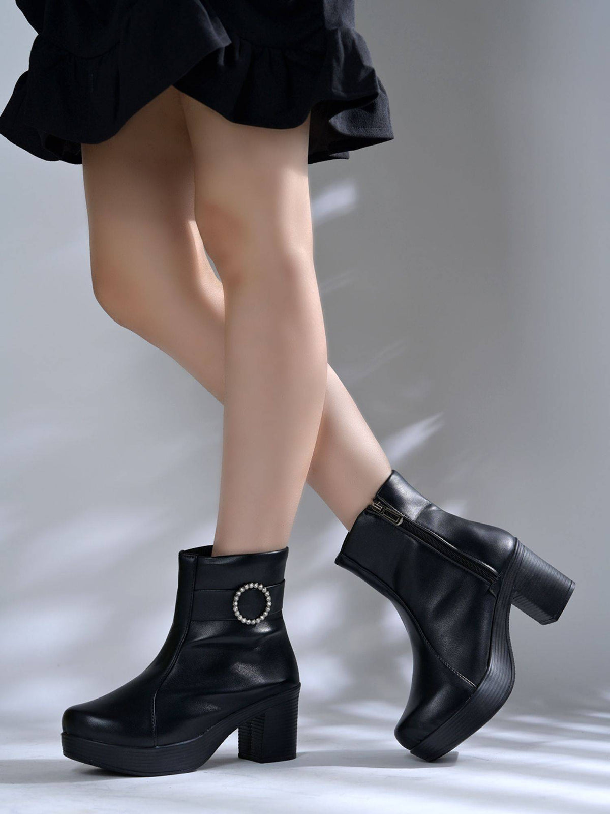 Women Black Casual Boots | BT61 - view 4