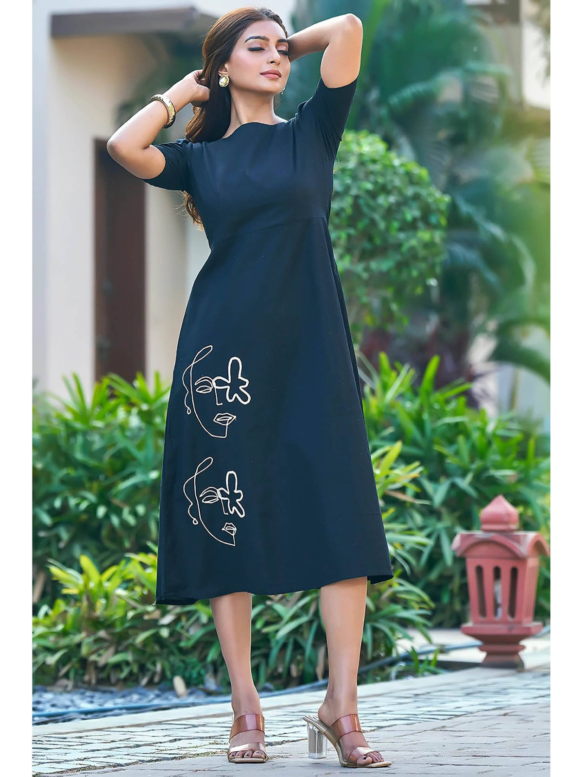 Black Embroidered A-Line Midi Dress | D56 - view 4