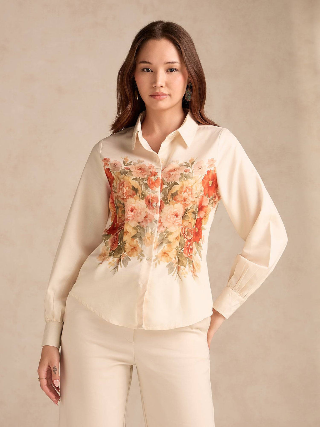 Off White Cinched Waist Printed Shirt | S67 - view 5