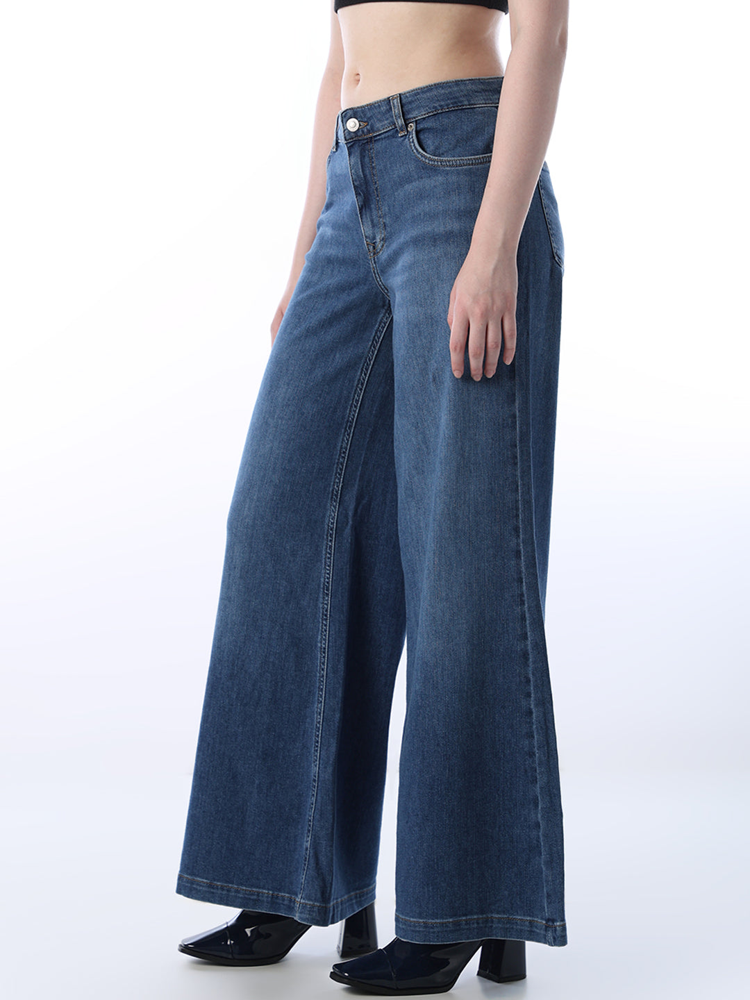 Flared High Rise Jeans - Medium Blue