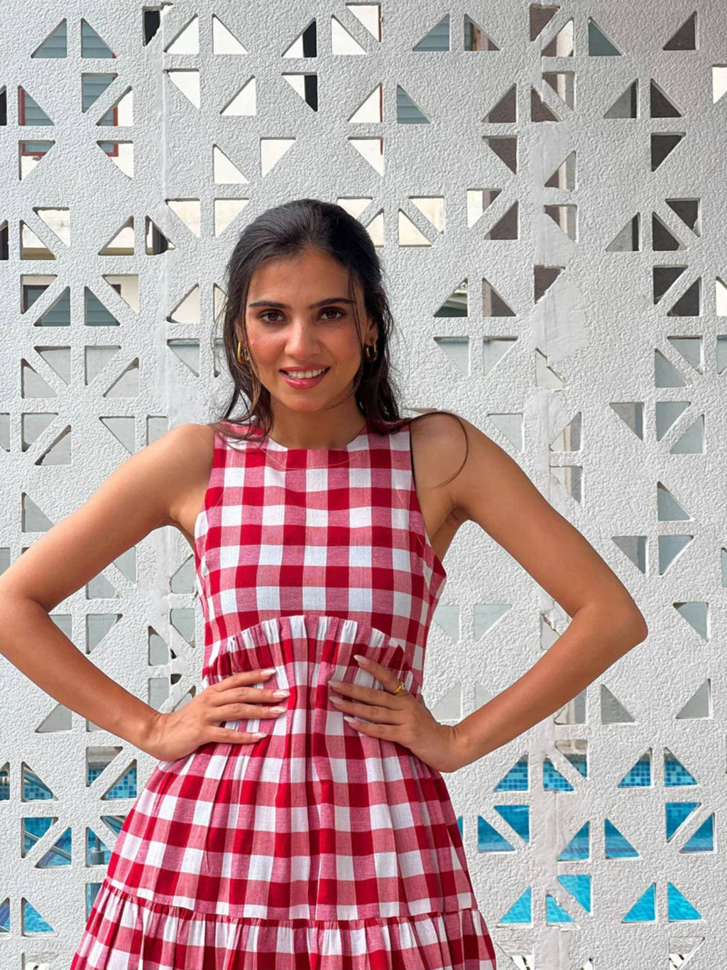 Classic A-Line Gingham Midi Dress - White and Red | D56 - view 3