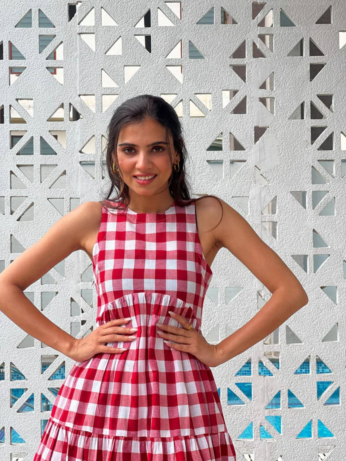 Classic A-Line Gingham Midi Dress - White and Red | D56 - view 3
