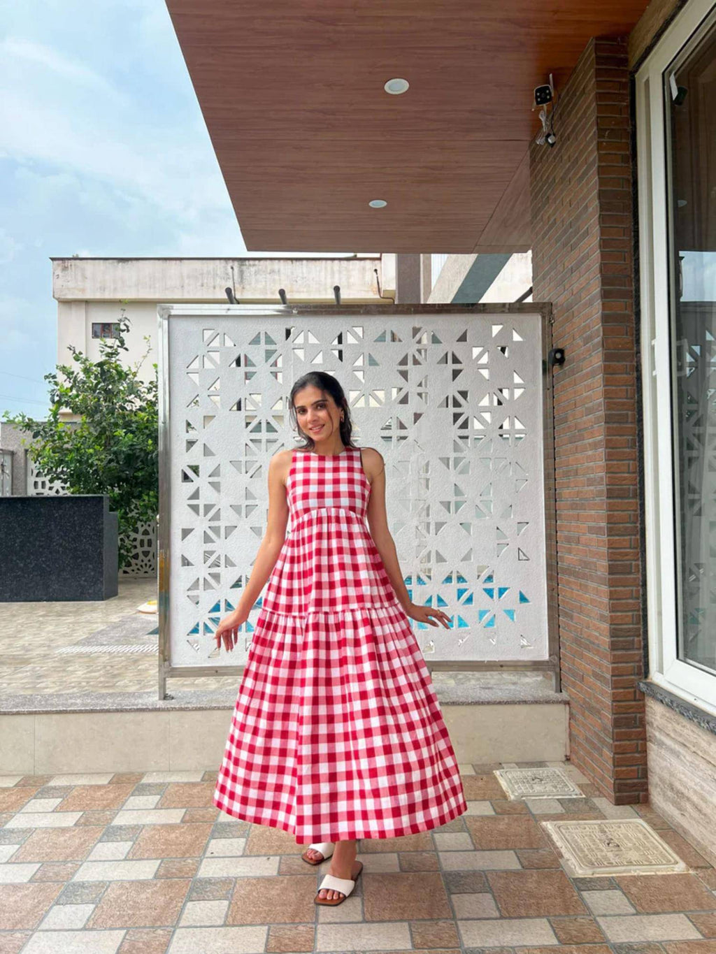 Classic A-Line Gingham Midi Dress - White and Red | D56 - view 5