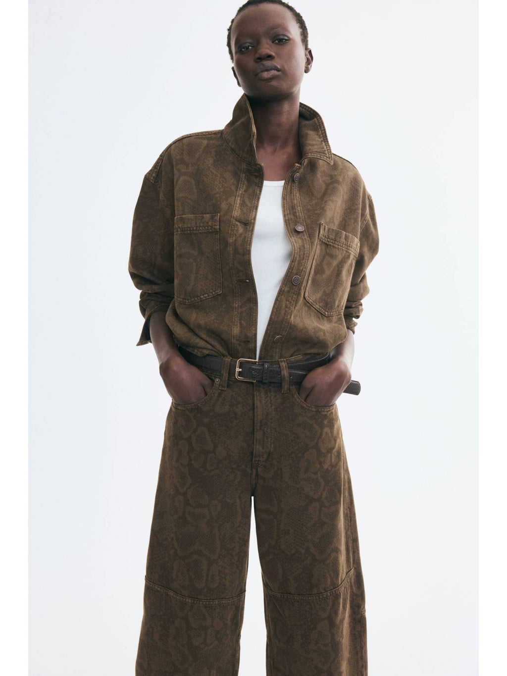 Women Brown Barrel High Waist Jeans | ST23 - view 3