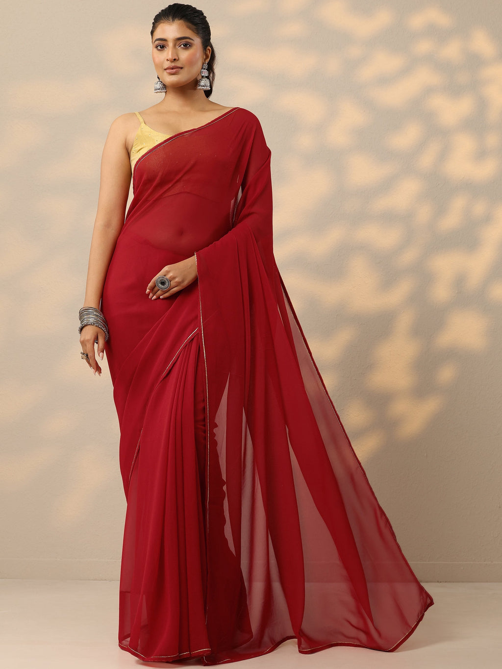 Libas Red Solid Georgette Saree With Unstitched Blouse Piece
