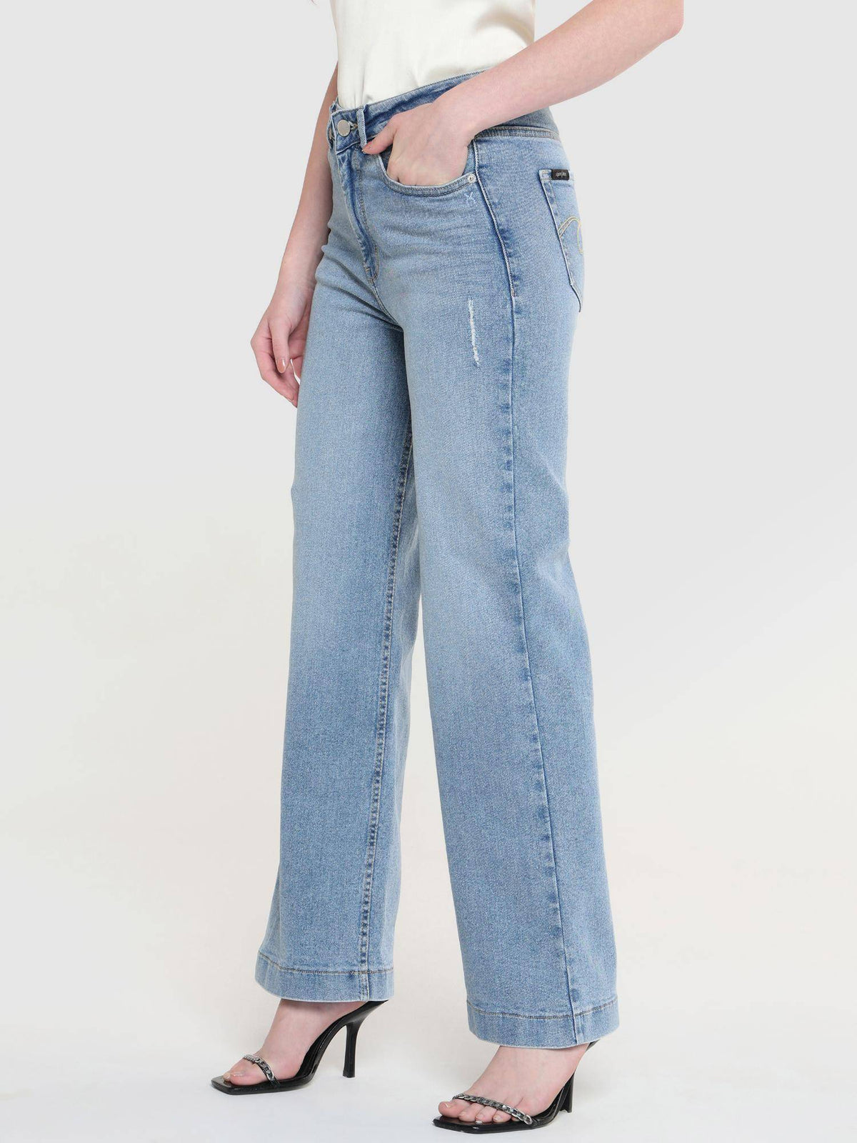 Women Blue High Rise Vintage Wide Leg Jeans | WL90 - view 4