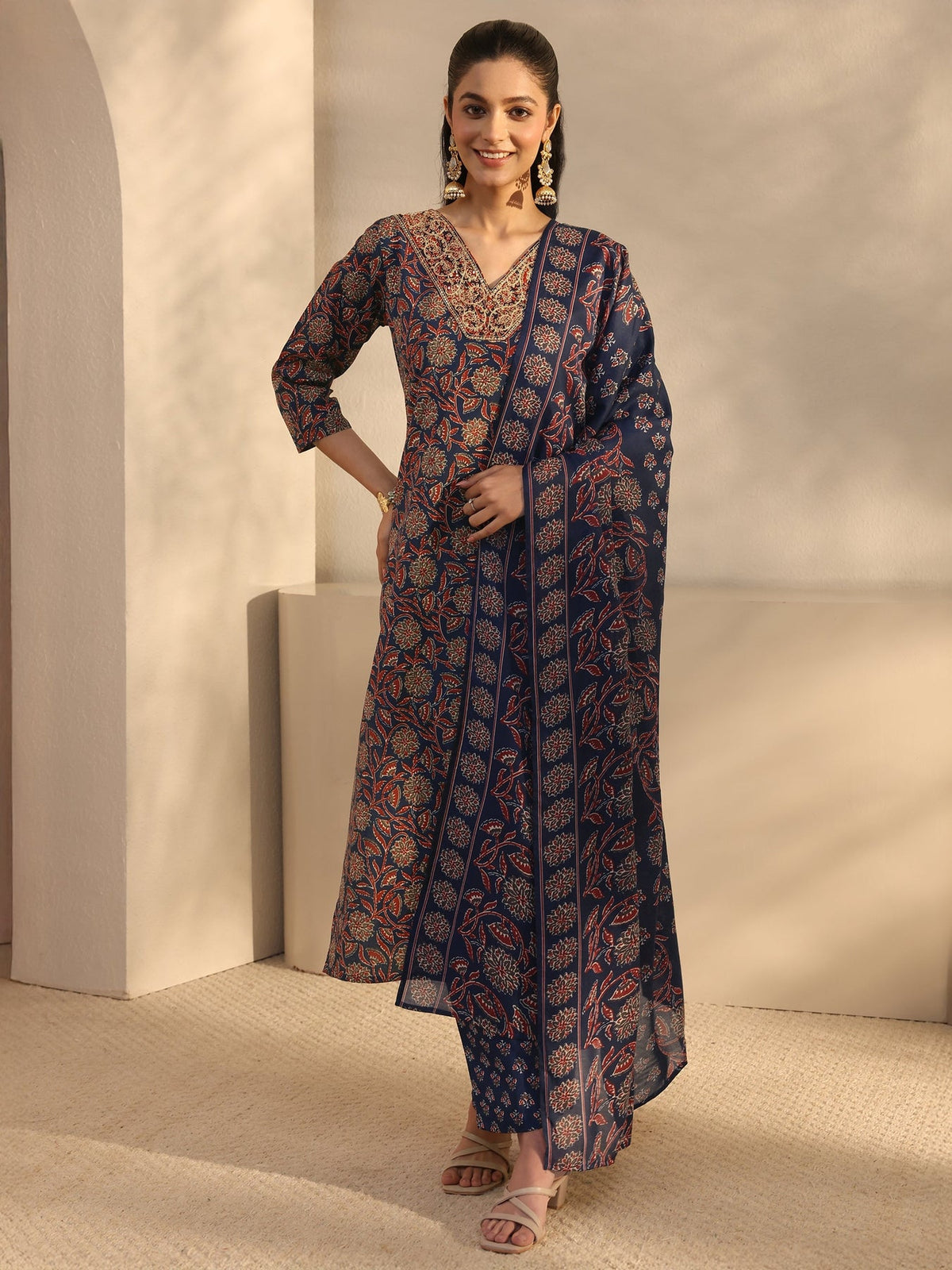 Gerua Blue Floral Printed Straight Suits Set With Dupatta KS67