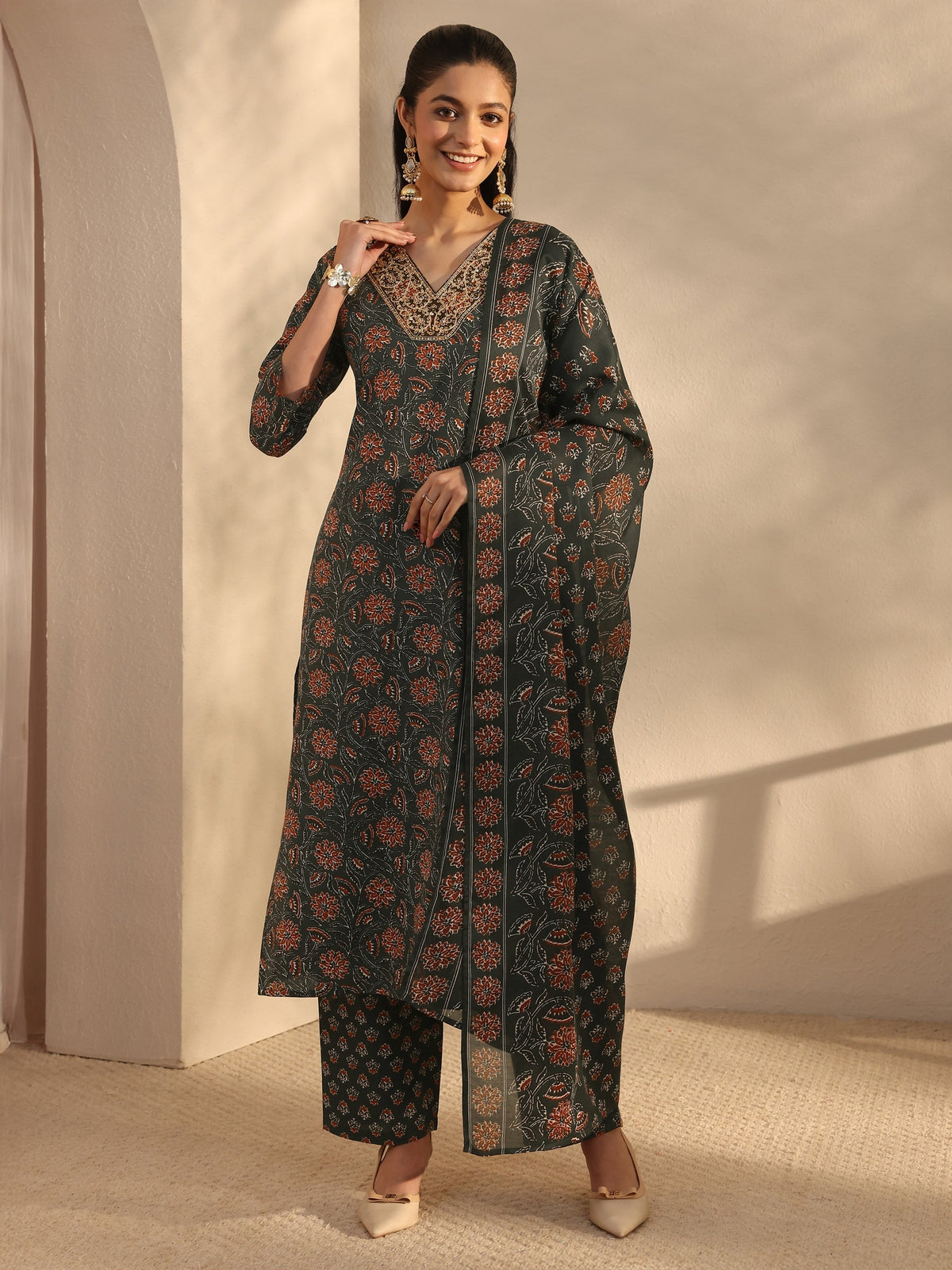 Gerua Green Floral Printed Cotton Blend Straight Suits Set With Dupatta