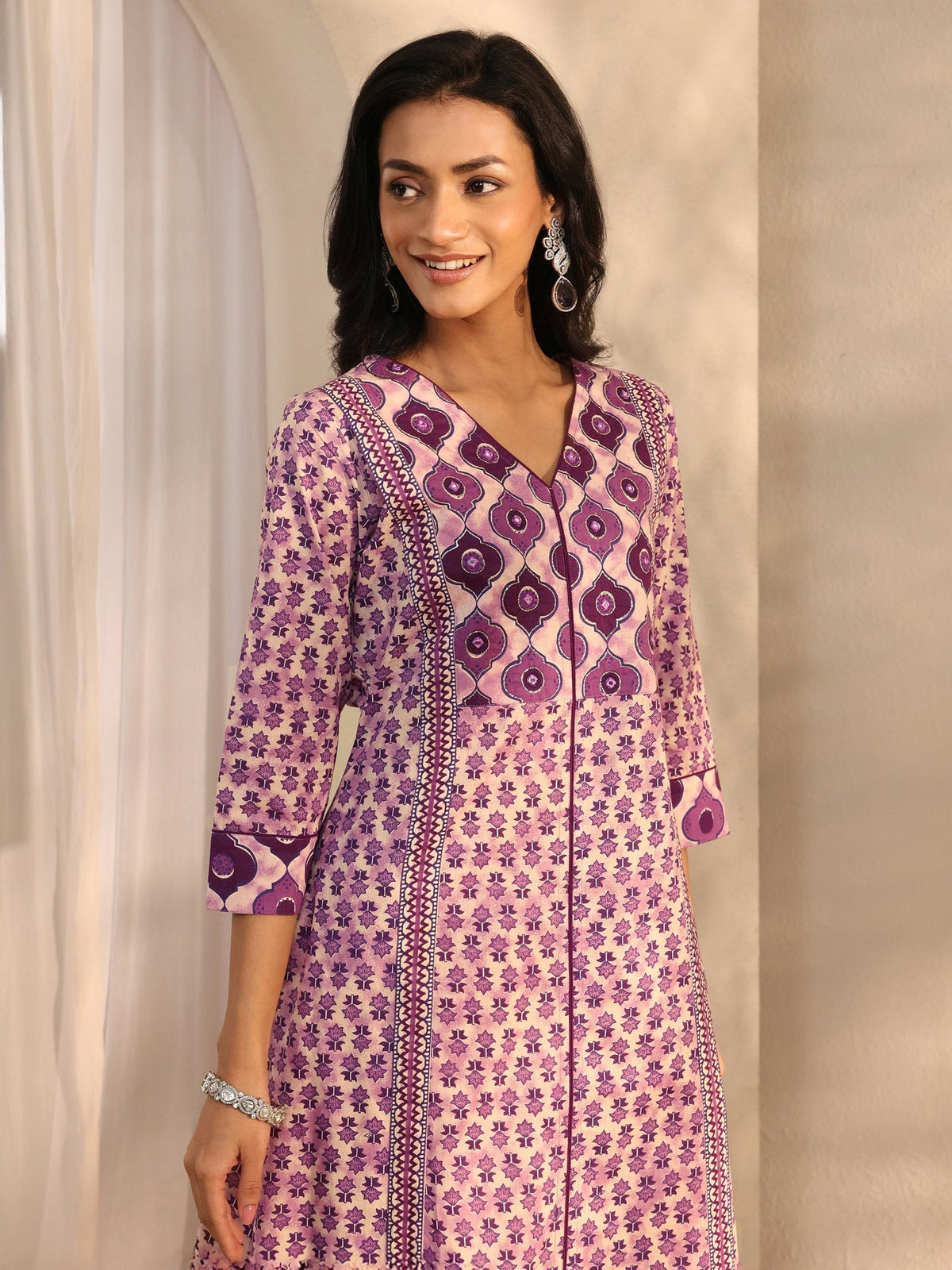 Libas Lavender Multi Printed Cotton Straight Suit Set With Dupatta KS67