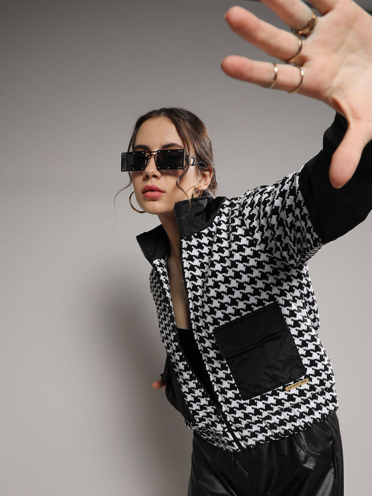 Women Black & White Contrast Houndstooth Jacket | JC78 - view 2
