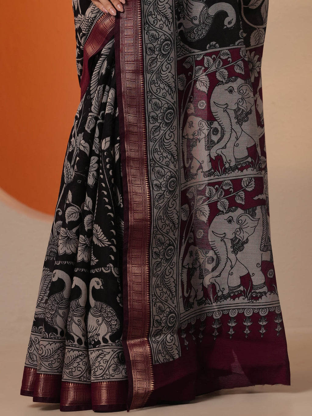 Libas Black Printed Silk Blend Saree With Unstitched Blouse Piece S45