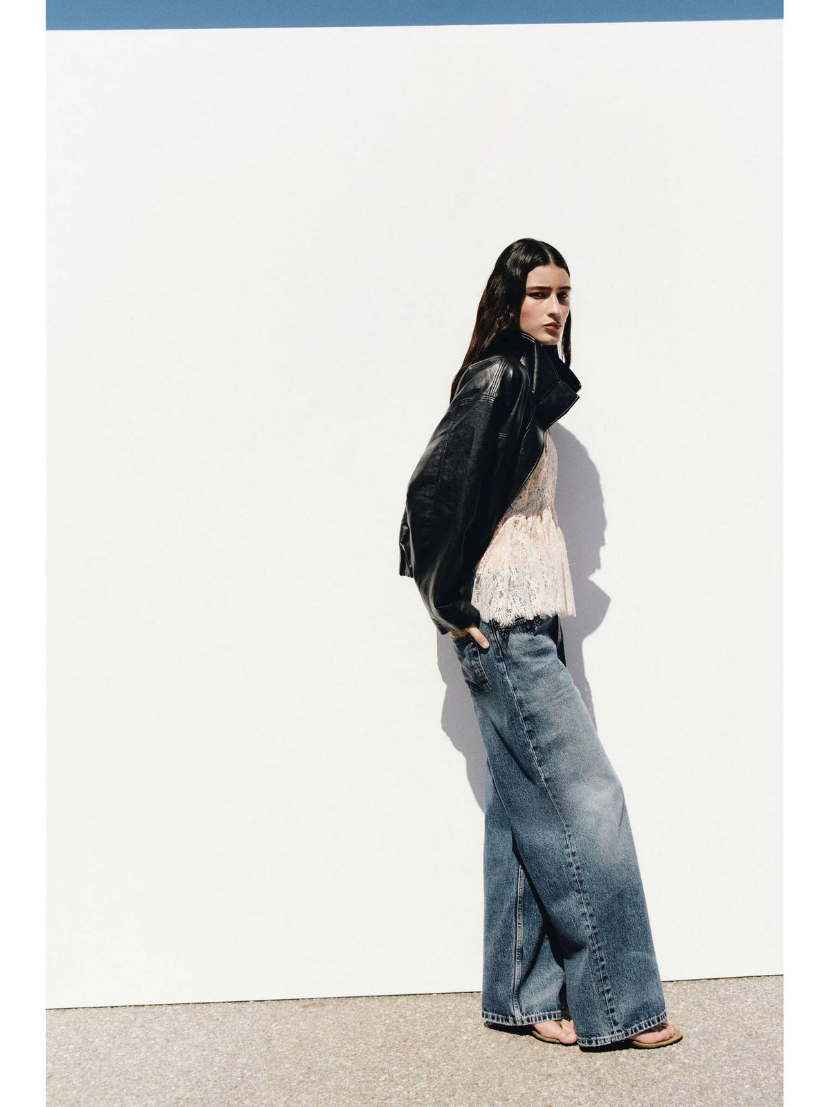 Women Black Oversized Bubble-Hem Jacket | JC78 - view 3
