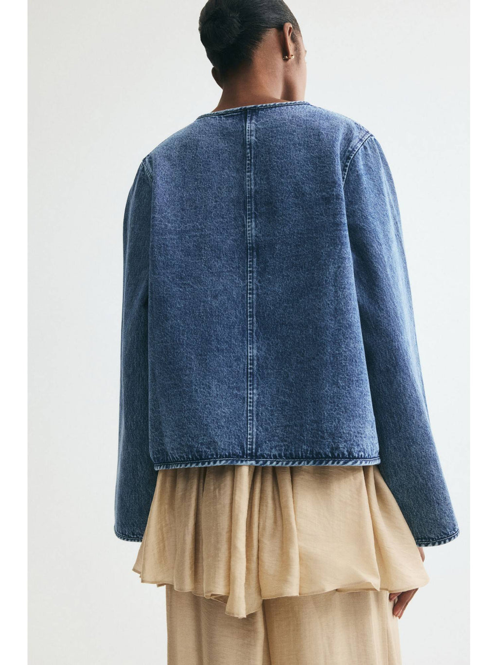 Women Blue Knot-Button Denim Jacket | JC78 - view 4
