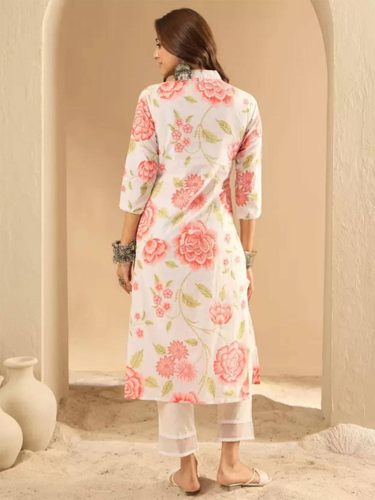 Womens Beige Floral Printed Blend Cotton Kurta - Beige | U3S - view 2