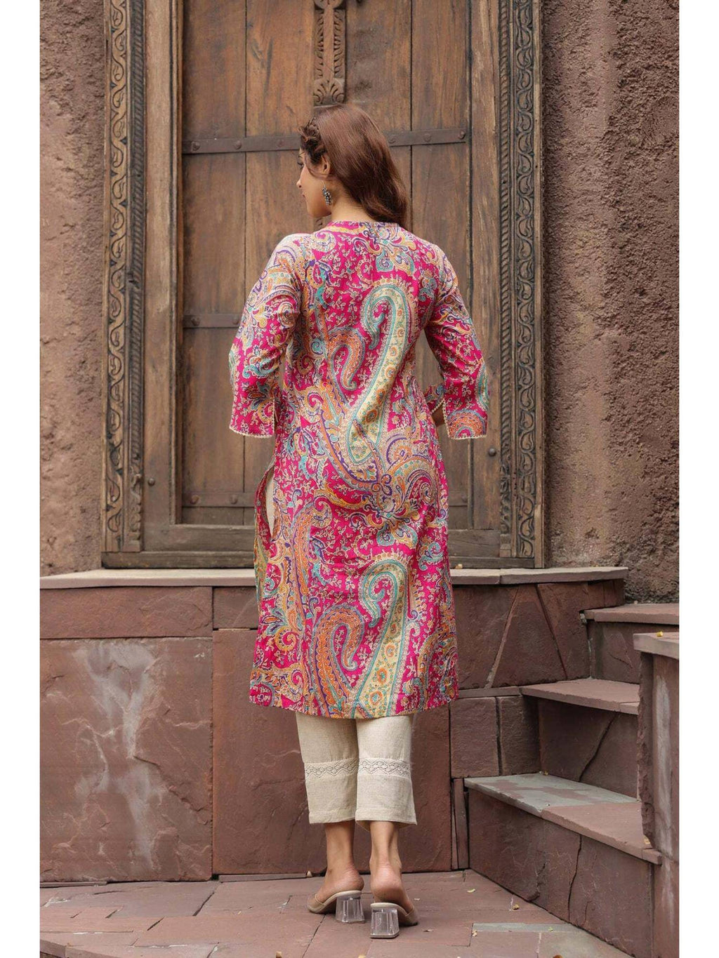 Women Rani Pink Floral Printed Blend Cotton Kurta - Pink | FY93 - view 2