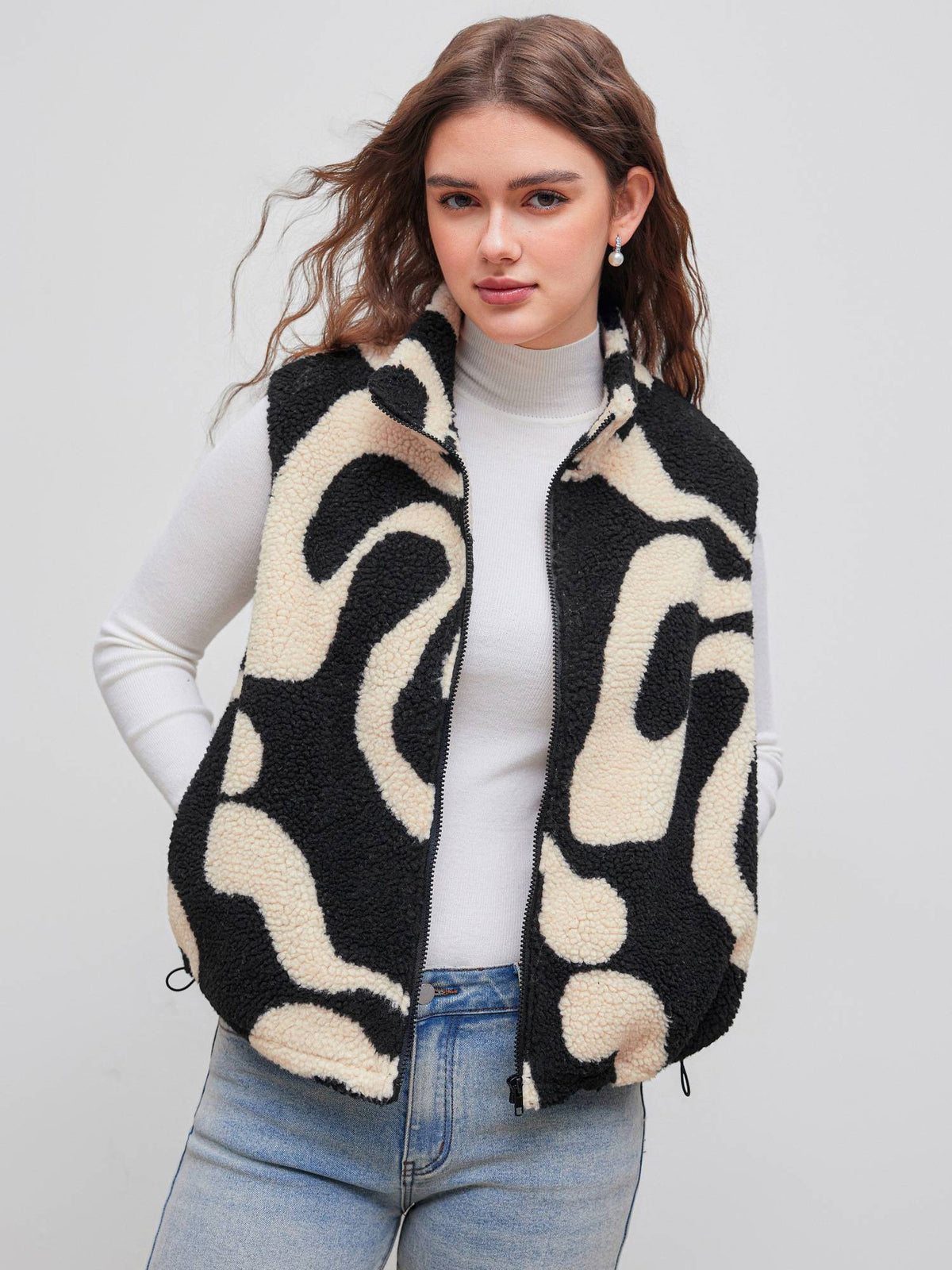 Fleece High Neck Geometric Puffer Vest | JC78 - view 1