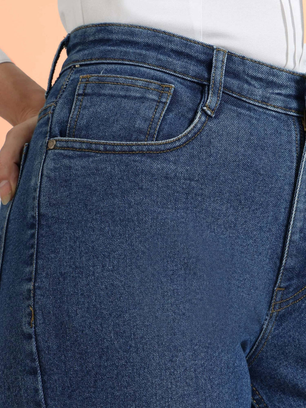 Women Blue Solid Slim Straight Fit Jeans | ST23 - view 6