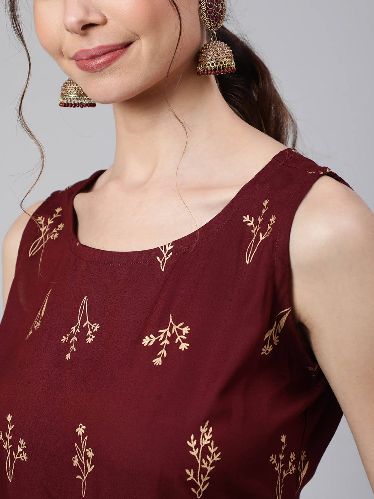 Women Black Rayon Floral Printed Round Neck Kurta | FY93 - view 12