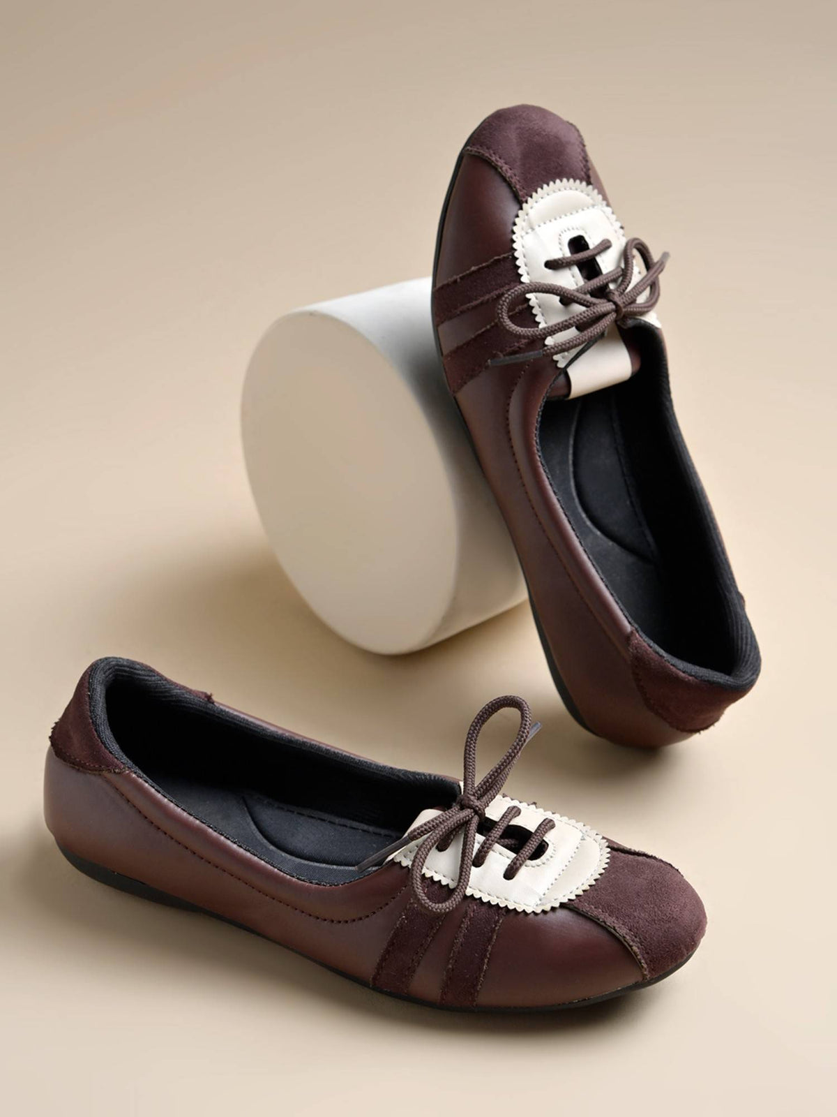 Women Dual-Tone Brown Lace-Up Ballerinas with Scalloped Trim | F61 - view 5