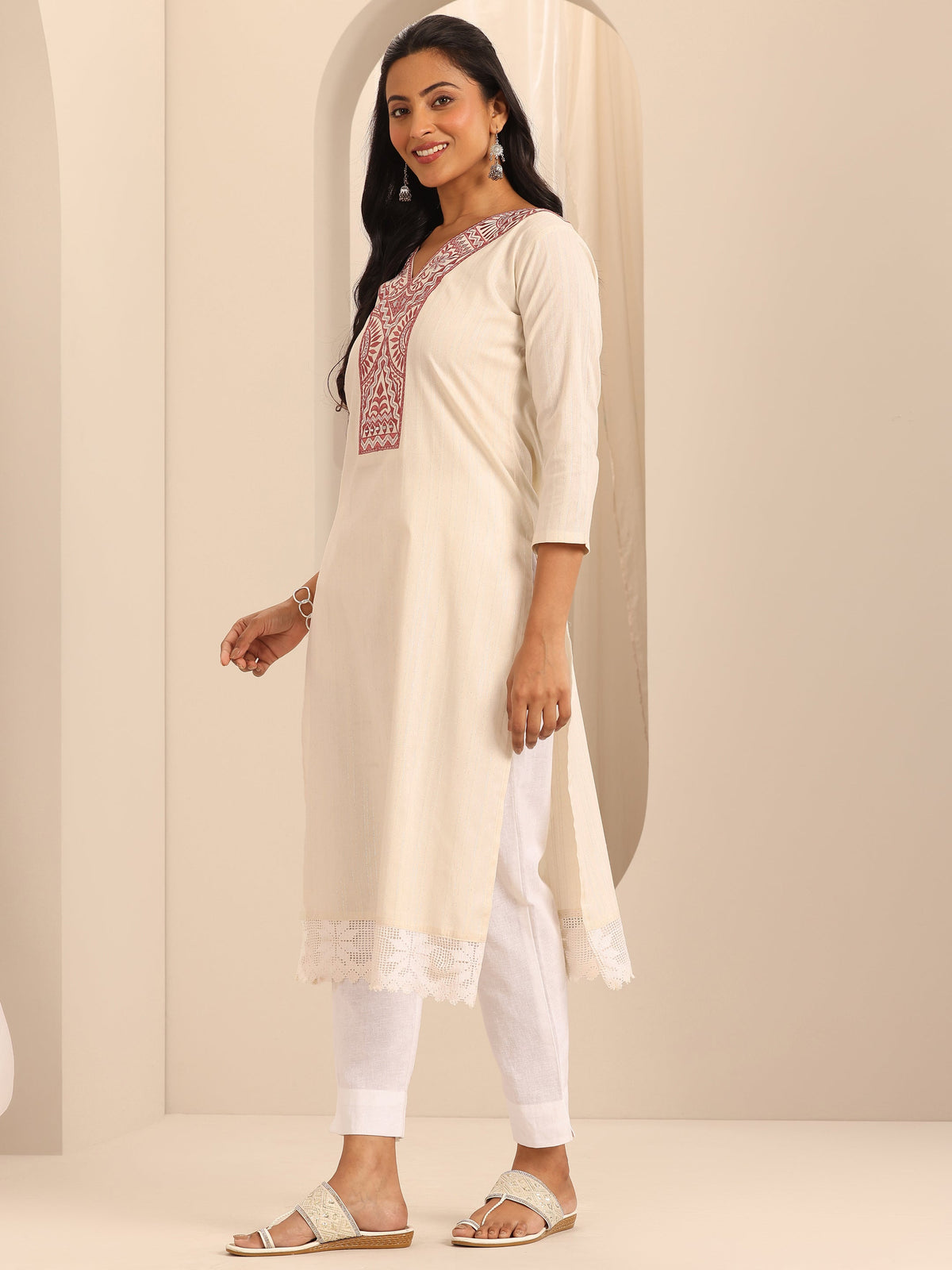 Gerua Off White Yoke Design Cotton Blend Straight Kurta