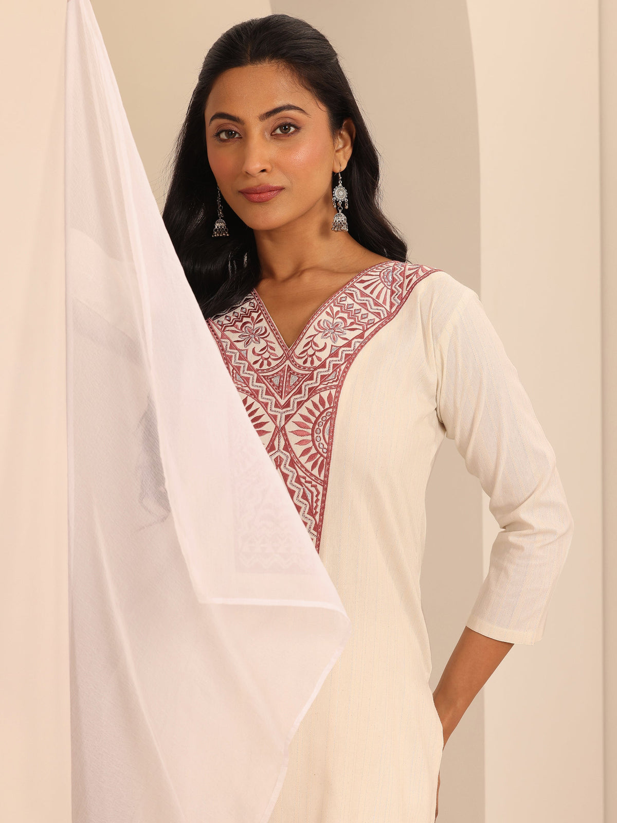Gerua Off White Yoke Design Cotton Blend Straight Kurta