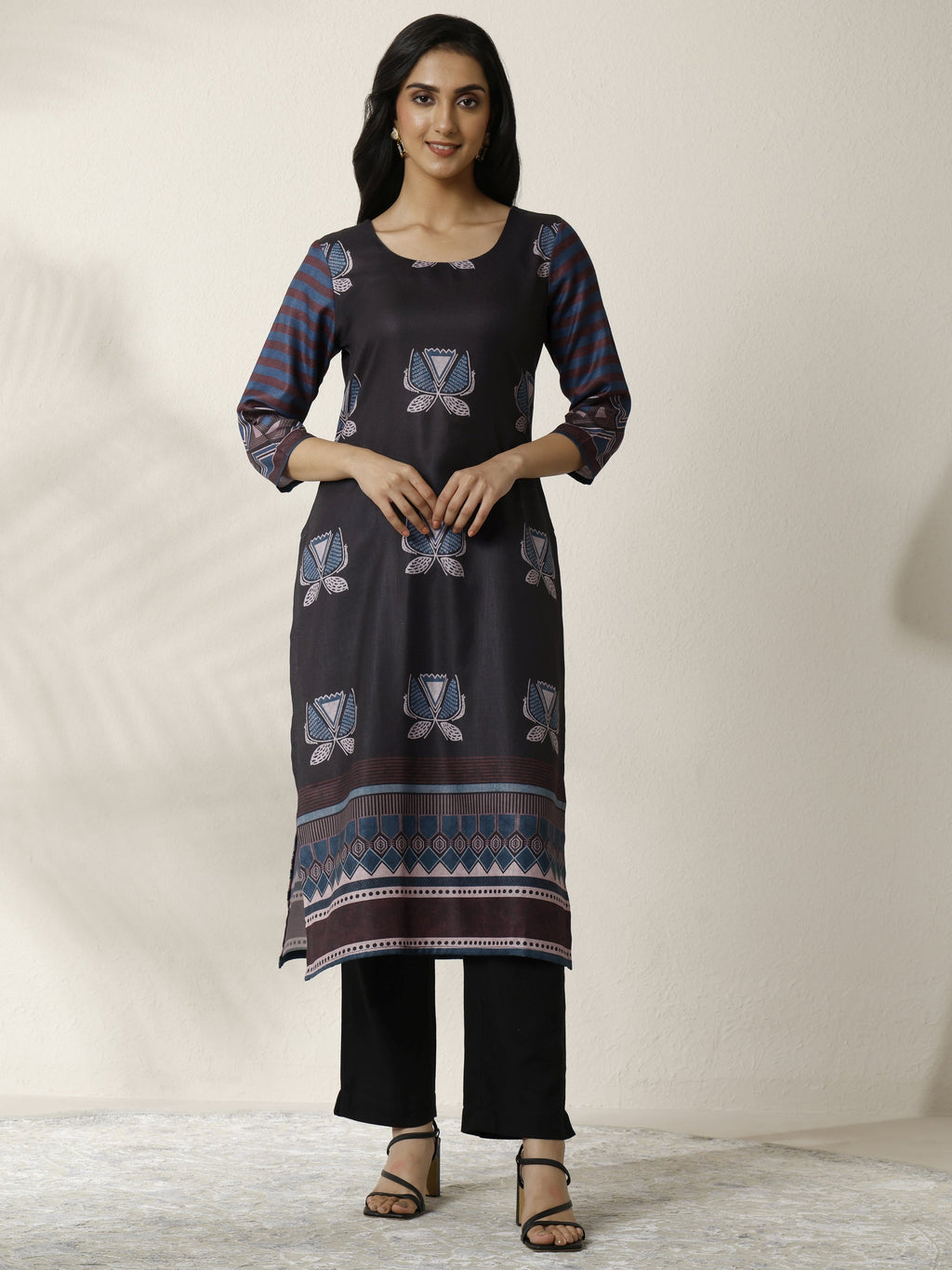 Libas Black Printed Cotton Blend Straight Kurta
